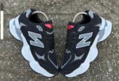 NEW BALANCE 9060 BLACK CASTLEROCK GREY UNE SNEAKER TENDANCE.