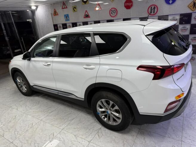 Hyundai santafe 2020