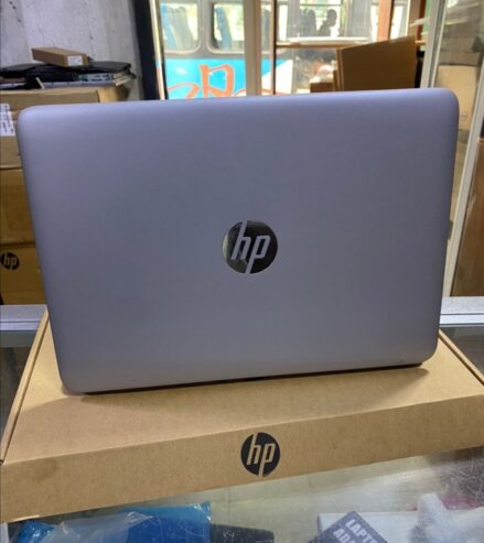 HP elitebook 820 G3