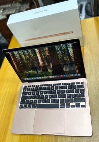 MACBOOK AIR RETINA M1 2020