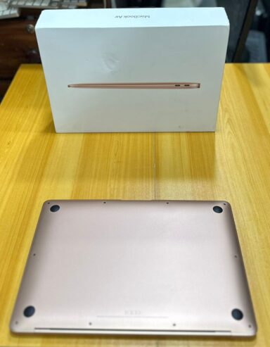 MACBOOK AIR RETINA M1 2020