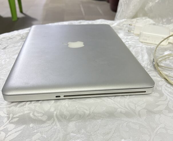 MacBook Pro 2012 — Puissance Apple, Prix imbattable !